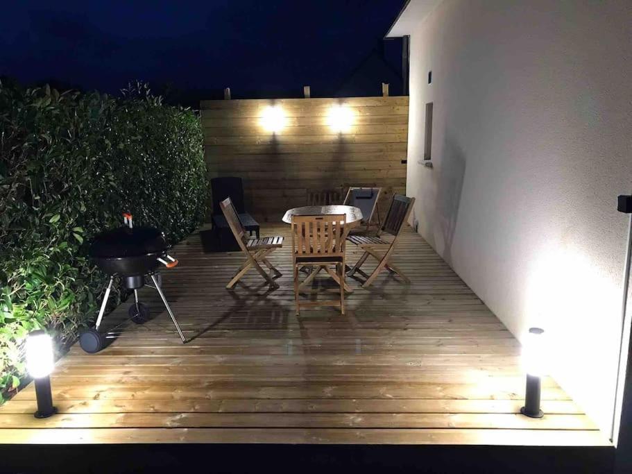 Maisonnette Avec Terrasse Argences Exterior foto